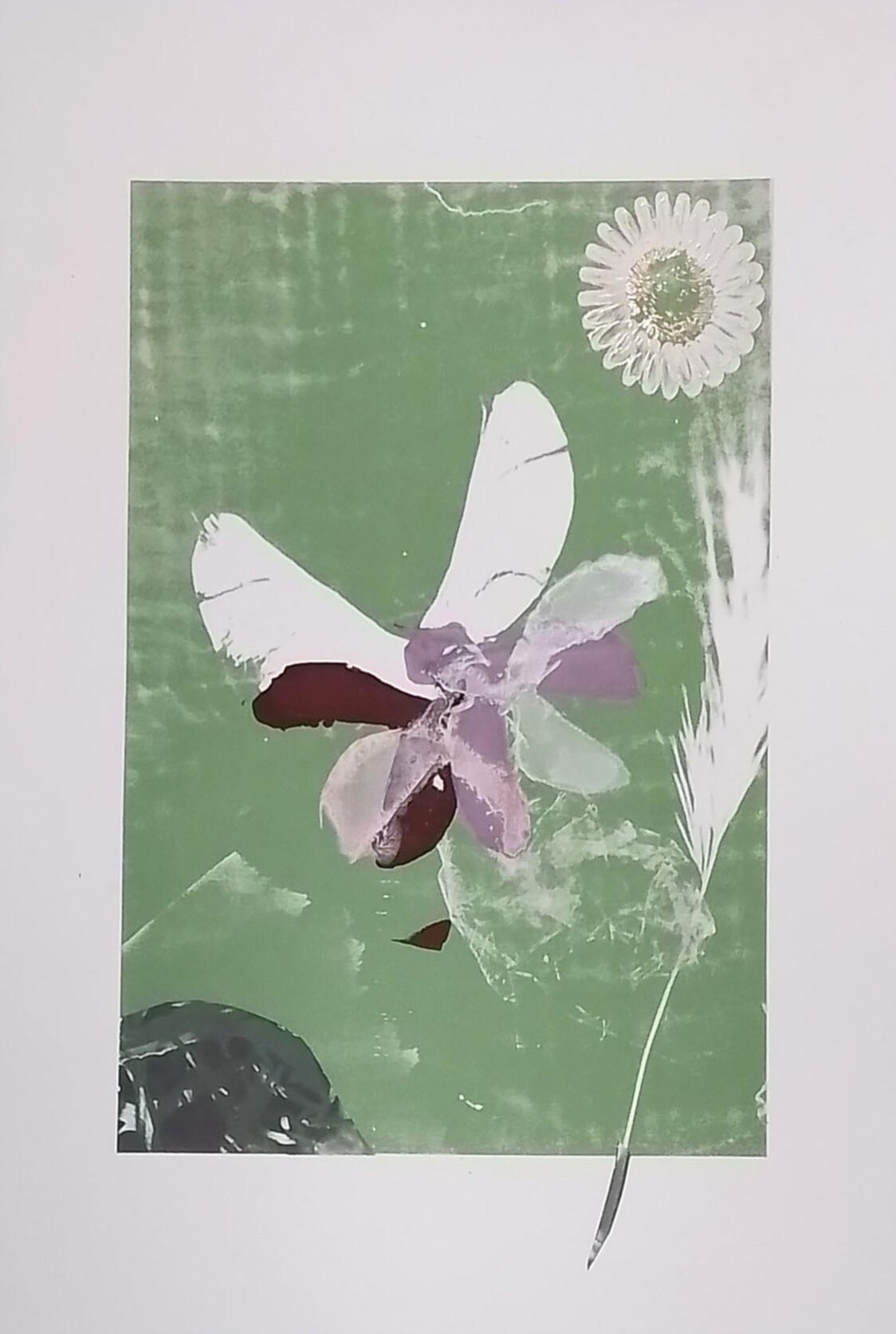 Las flores son de color pajarito serigrafia tintas relieve de flor en forma pajaro